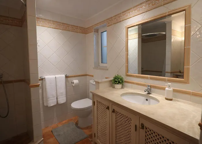 Casa Na Falesia By Algarve Holidays
