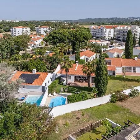 Casa Na Falesia By Algarve Holidays