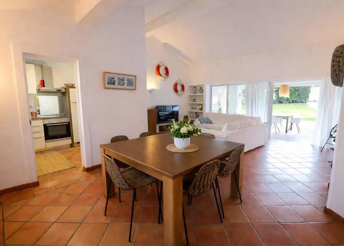 Casa Na Falesia By Algarve Holidays 펜션